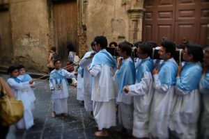 Consigli fotografare processione, Enna.