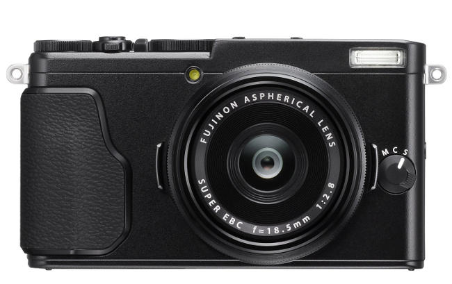 Fotocamera digitale Fujifilm X70.