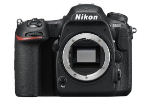 La fotocamera nikon D500.