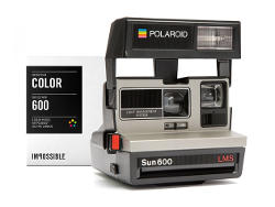 Polaroid 600 e pellicole Impossible a Colori.