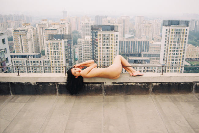 Ren Hang, fotografo cinese.